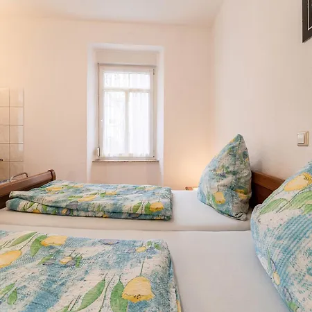 Moselle River Retreat, Cleaning Included Apartman Ediger-Eller
