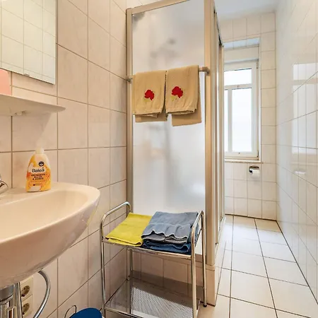 Moselle River Retreat, Cleaning Included Apartman *